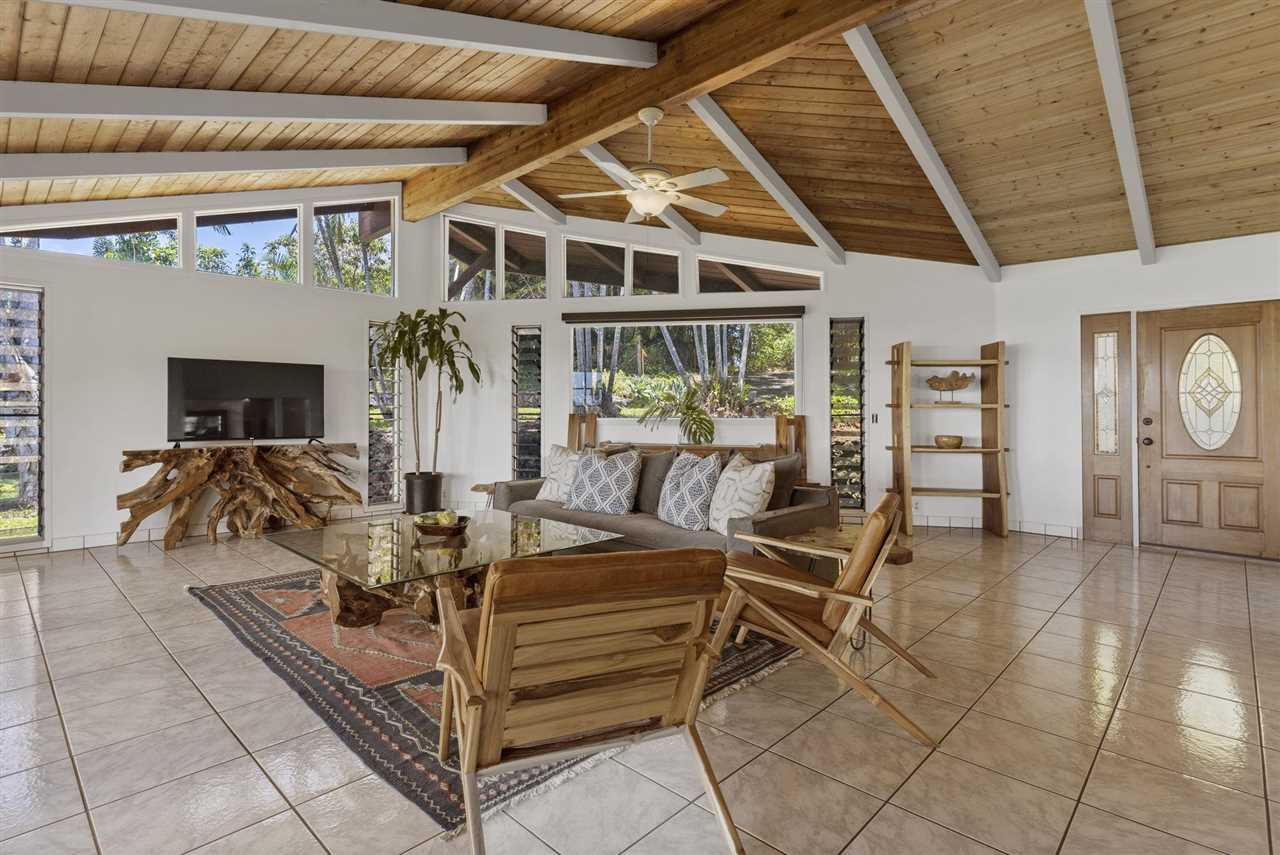 2560 Kokomo Road Haiku, HI 96708 - Photo 17 of 30