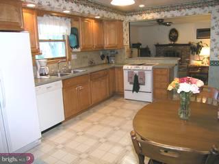 551 Winchester Road Warminster, PA 18974 - Photo 3 of 6 Gallery Image 3