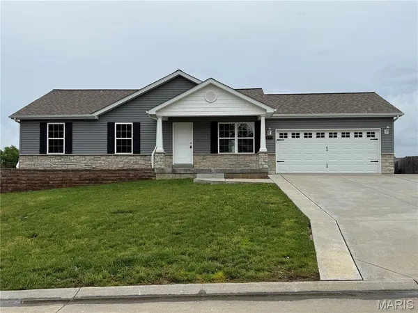 $299,900 | 128 Linder Drive, Winfield, MO 63389