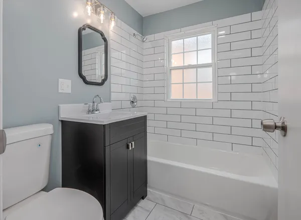 $479,900 | 2912 North 74th Avenue, Elmwood Park, IL 60707