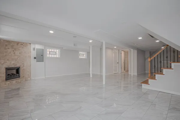 $479,900 | 2912 North 74th Avenue, Elmwood Park, IL 60707