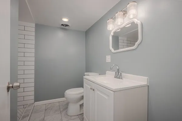 $479,900 | 2912 North 74th Avenue, Elmwood Park, IL 60707