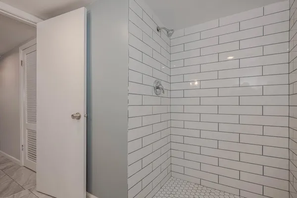 $479,900 | 2912 North 74th Avenue, Elmwood Park, IL 60707