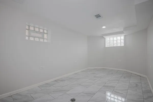 $479,900 | 2912 North 74th Avenue, Elmwood Park, IL 60707