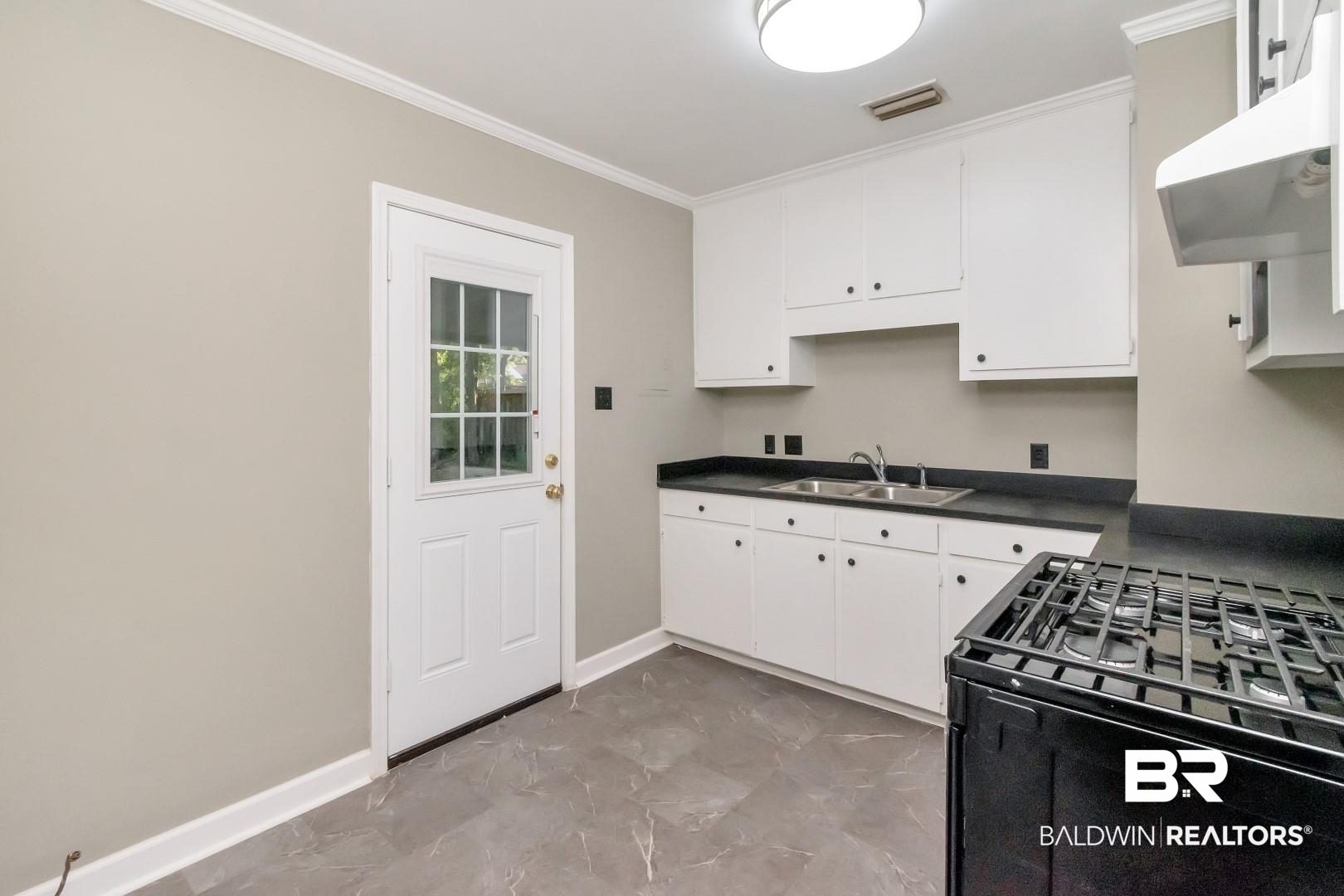 3065 Fendley Avenue Mobile, AL 36606 - Photo 11 of 30