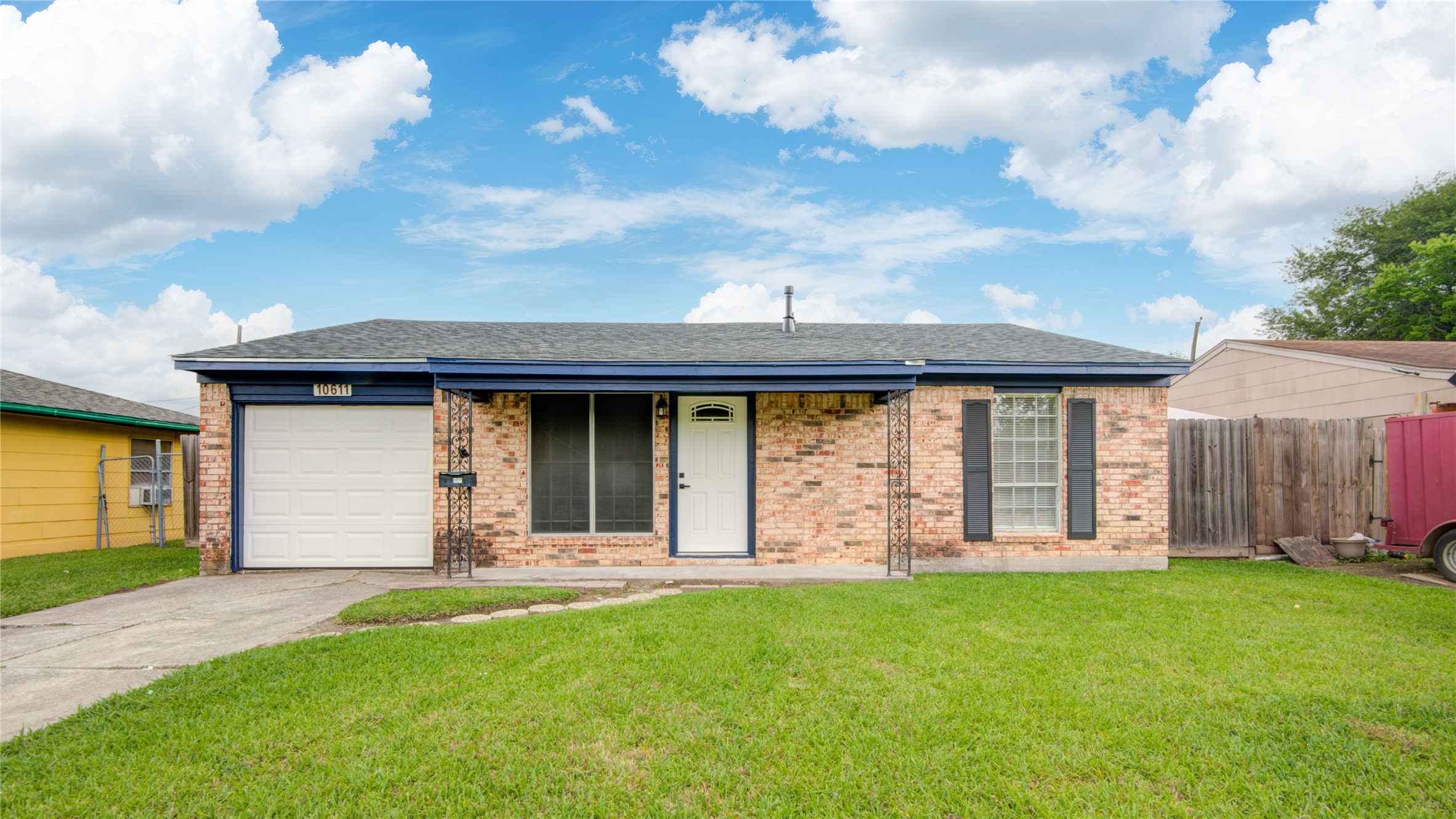 10611 Leitrim Way Houston, TX 77047 - Photo 1 of 28