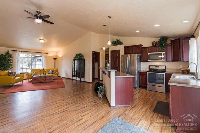 14670 Southwest Chickadee Road Terrebonne, OR 97760 - Photo 3 of 25 Additional Photo