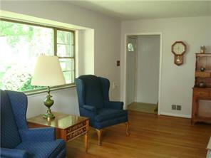 109 Burbank Road Indianapolis, IN 46219 - Photo 3 of 20 Gallery Image 3