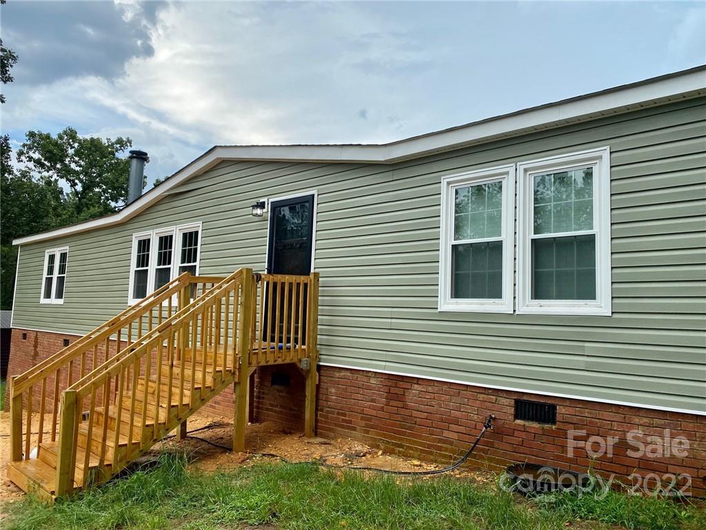 540 Bridle Path Road Camden, SC 29020 - Photo 3 of 22 Gallery Image 3