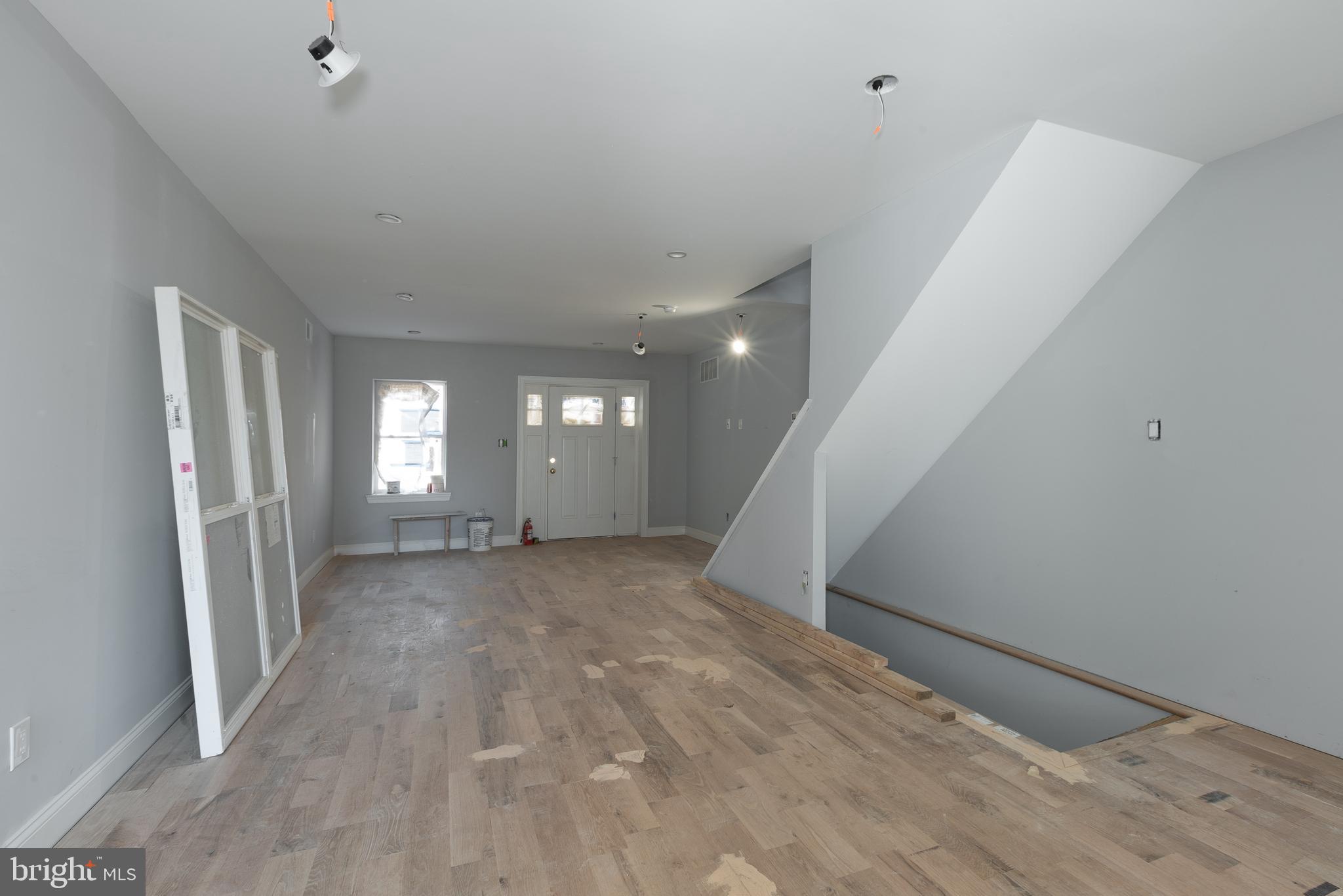 7002 Cresheim Road Philadelphia, PA 19119 - Photo 4 of 16 Dining/Living Room looking at front door
