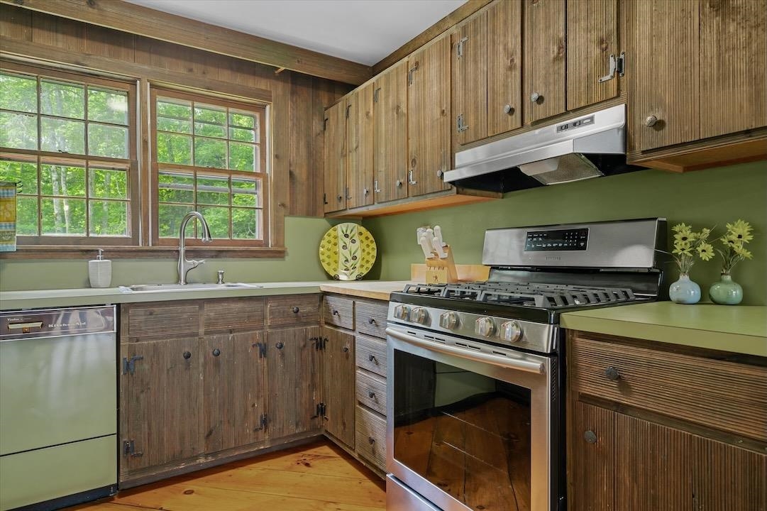 66 Summit Trails Road Weston, VT 05161 - Photo 15 of 38