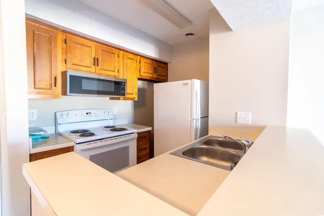 $1,300 | 4708 Cobblestone Drive, Unit I8, Myrtle Beach, SC 29577