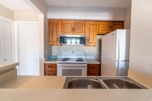 $1,300 | 4708 Cobblestone Drive, Unit I8, Myrtle Beach, SC 29577