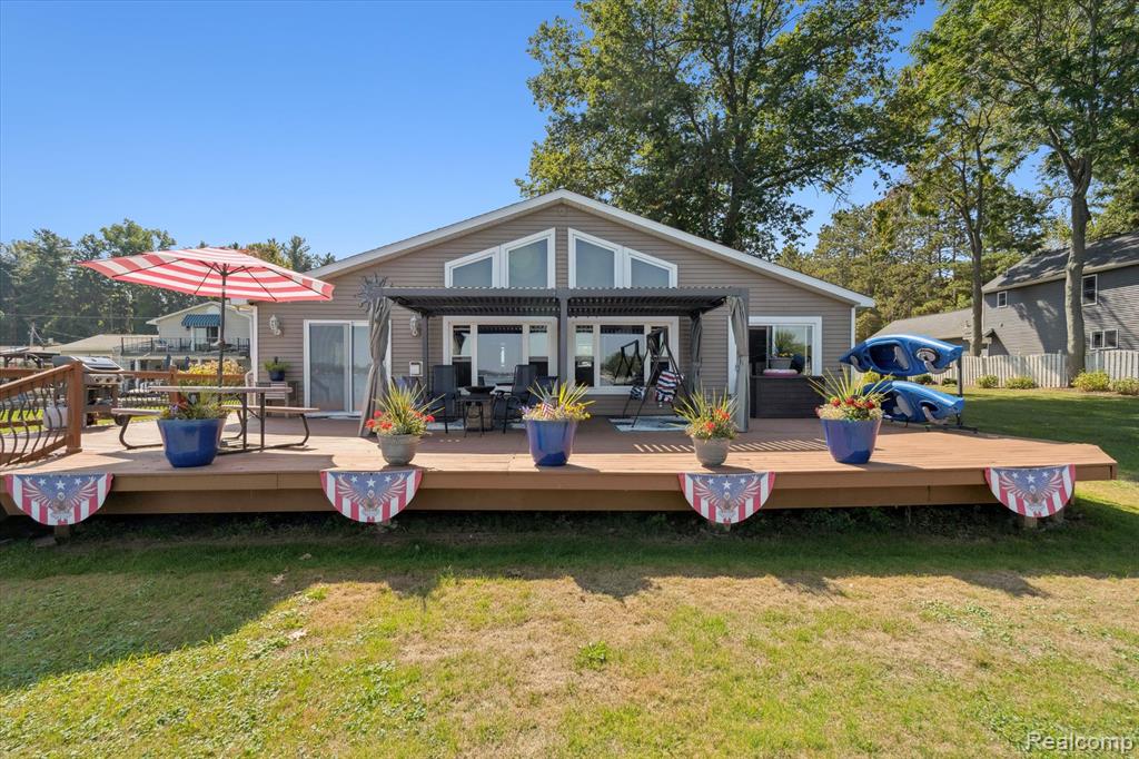 2236 Grove Park Road Fenton, MI 48430 - Photo 28 of 50