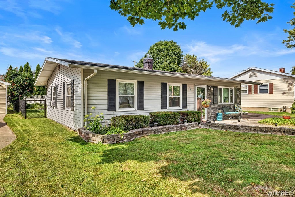 40 Bellhurst Road Tonawanda, NY 14150 - Photo 3 of 28 Gallery Image 3