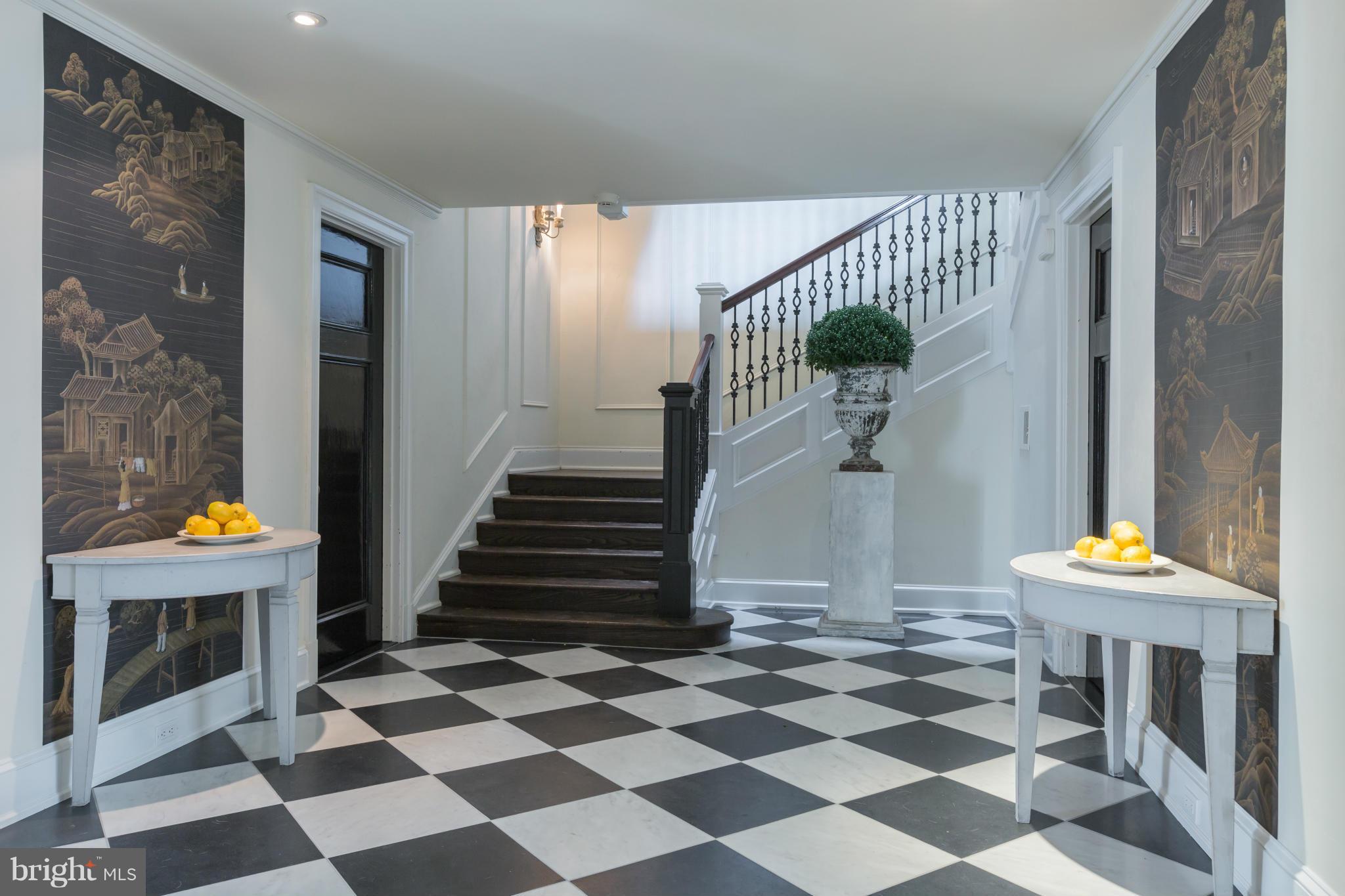 2241 Bancroft Place Northwest Washington, DC 20008 - Photo 2 of 29 Interior (General)
