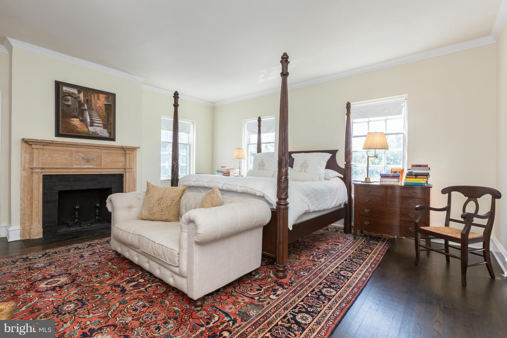 2241 Bancroft Place Northwest Washington, DC 20008 - Photo 23 of 29 Bedroom