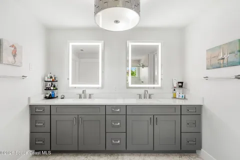 $1,900,000 | 2395 Brookside Way, Indialantic, FL 32903