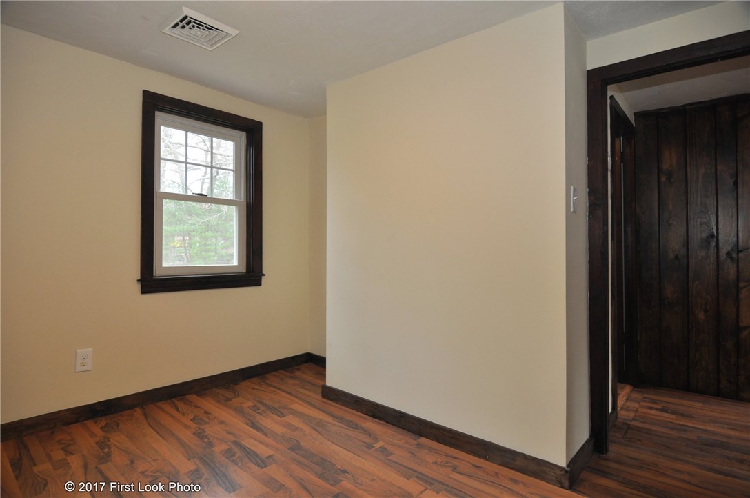 173 Mishnock Road West Greenwich, RI 02817 - Photo 14 of 26 Gallery Image 14