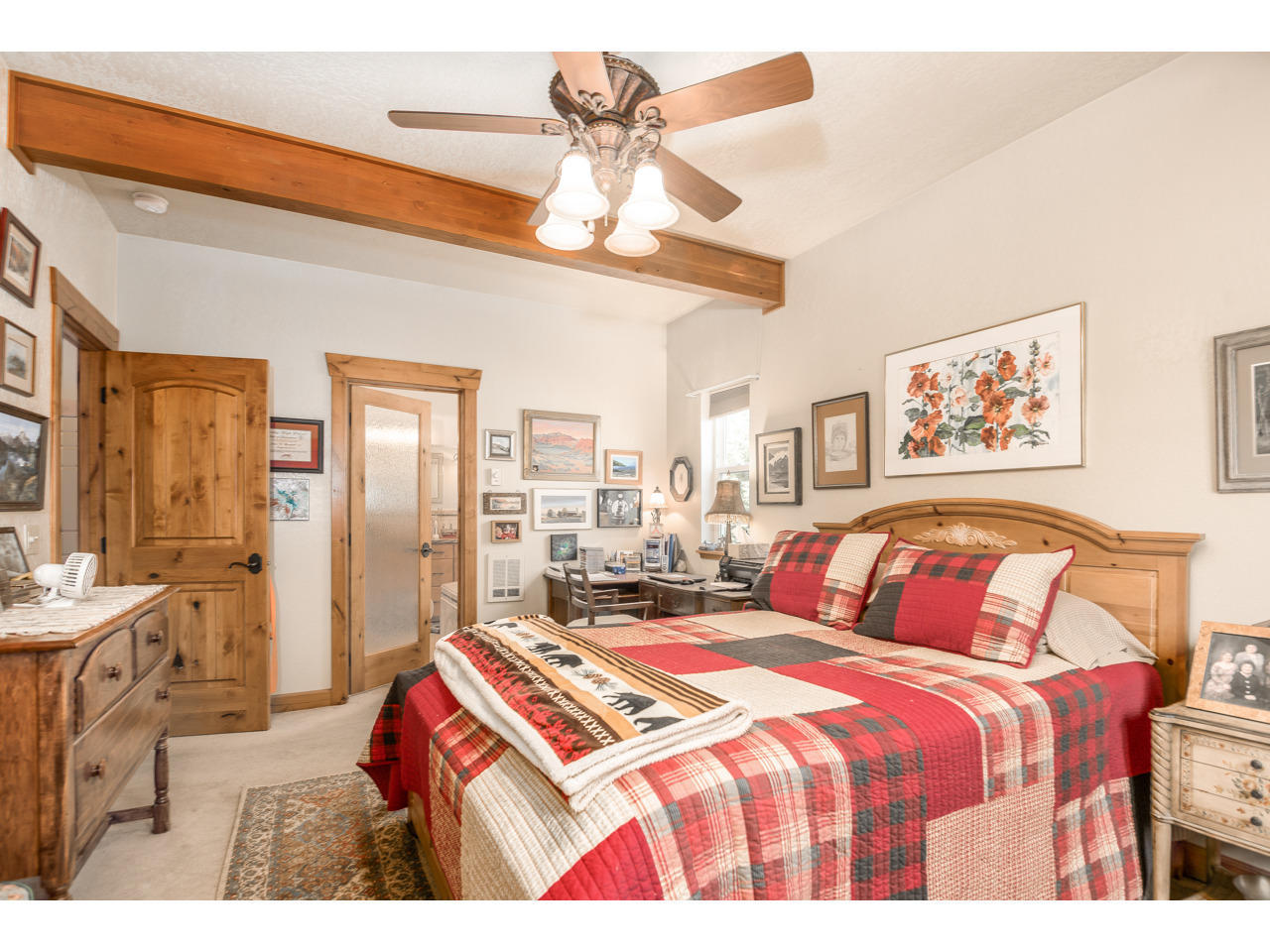 762 Geenen Road Cocolalla, ID 83813 - Photo 17 of 42 22-Master Bedroom