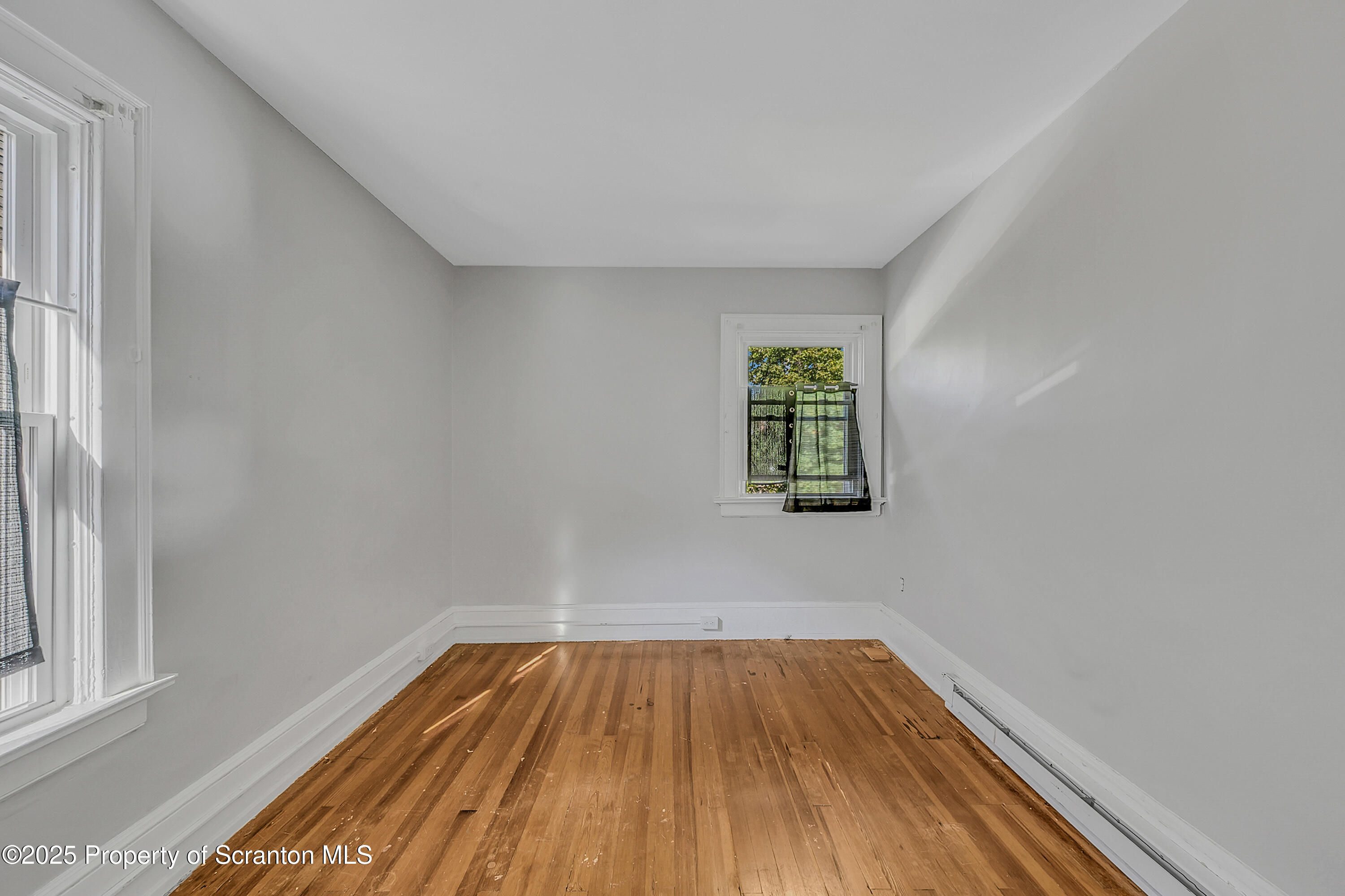 931-933 Richmont Street Scranton, PA 18509 - Photo 16 of 25 Richmont_-21