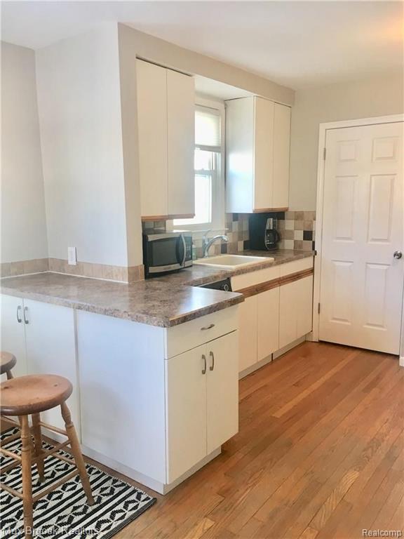 3084 Wakefield Road Berkley, MI 48072 - Photo 7 of 19