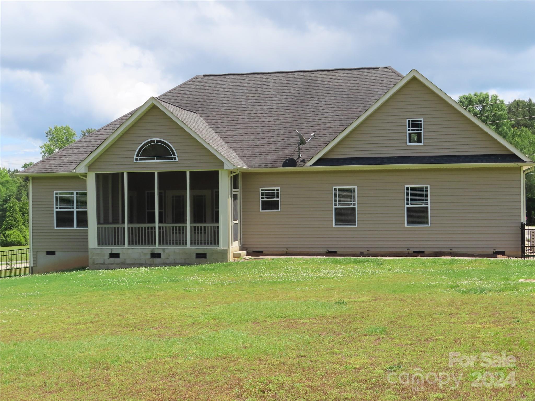 2783 Baird Road Clover, SC 29710 - Photo 3 of 23 Gallery Image 3