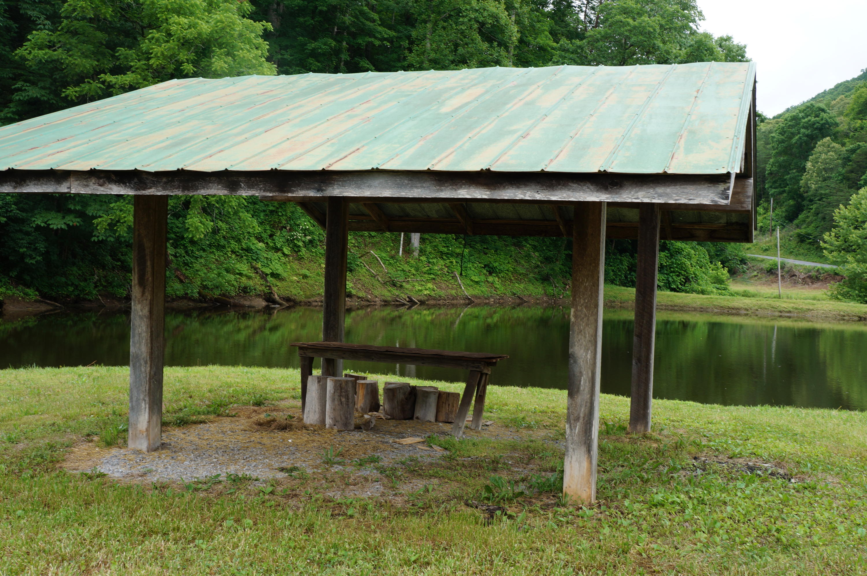 1079 Lower Caney Valley Road Tazewell, TN 37879 - Photo 8 of 17 DSC09263