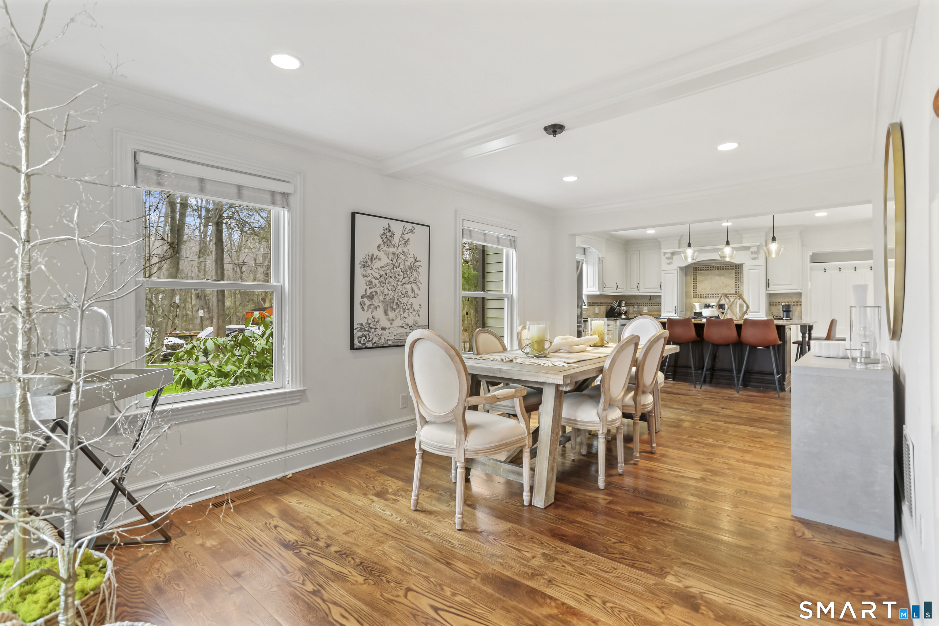 1939 Bronson Road Fairfield, CT 06824 - Photo 11 of 29