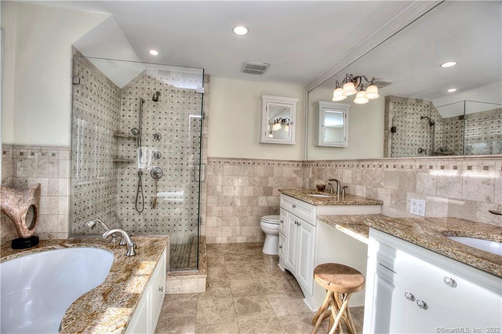 1939 Bronson Road Fairfield, CT 06824 - Photo 16 of 29 Primary Bath