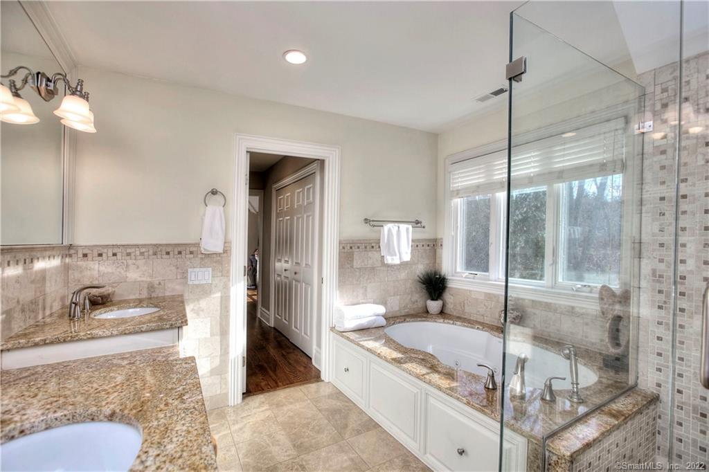 1939 Bronson Road Fairfield, CT 06824 - Photo 17 of 29 Primary Bath