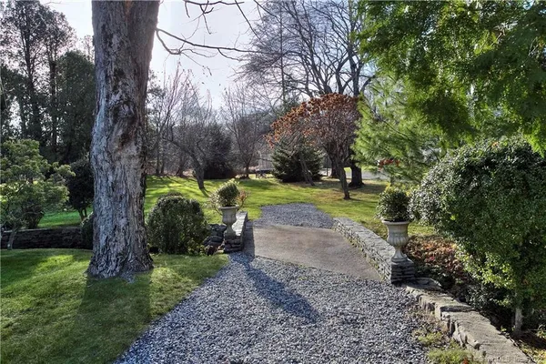 $7,900 | 1939 Bronson Road, Fairfield, CT 06824