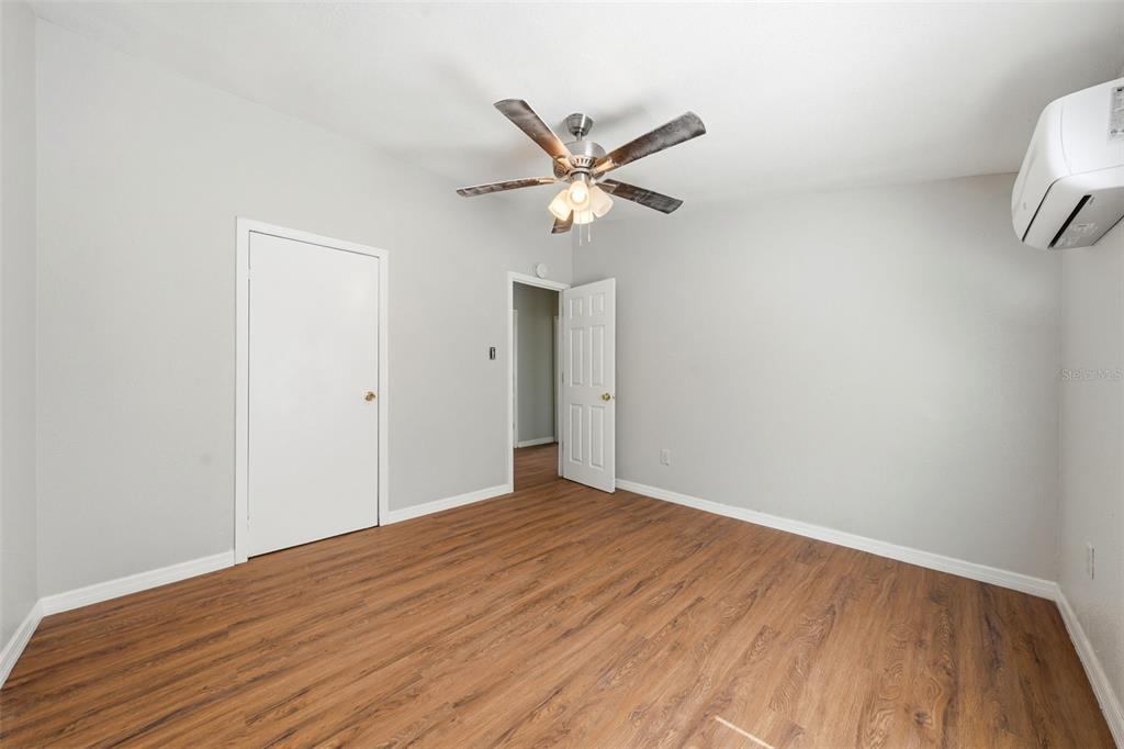40404 Holly Branch Road Eustis, FL 32736 - Photo 25 of 38