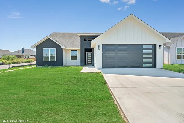 $380,000 | 9900 Ridings Drive, Waco, TX 76708