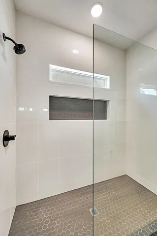 $380,000 | 9900 Ridings Drive, Waco, TX 76708