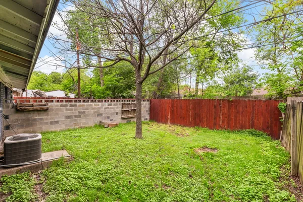 $1,495 | 5803 Wellington Drive, Unit B, Austin, TX 78723
