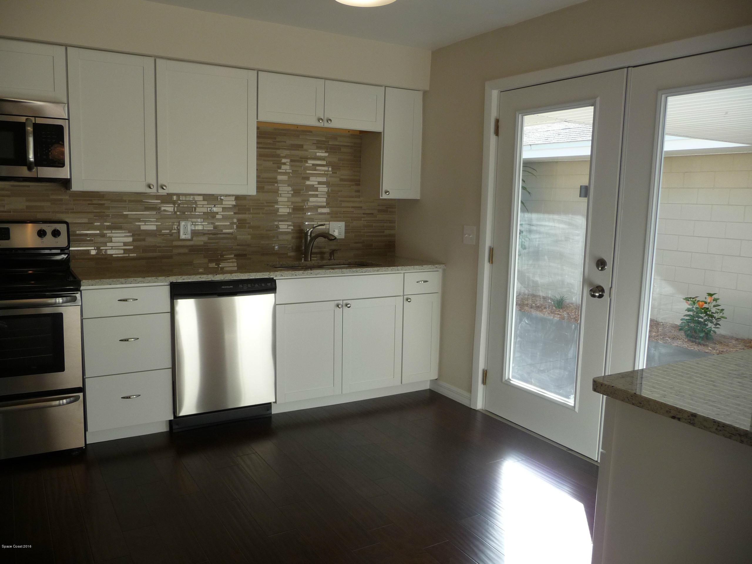 938 Brunswick Lane Rockledge, FL 32955 - Photo 25 of 57 Neutral decor