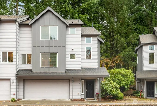 $794,845 | 3748 257th Avenue Southeast, Sammamish, WA 98029