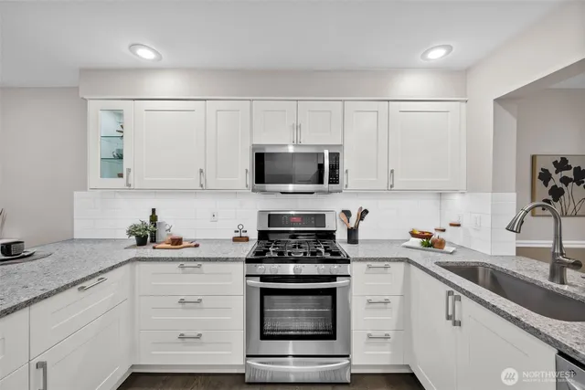 $794,845 | 3748 257th Avenue Southeast, Sammamish, WA 98029