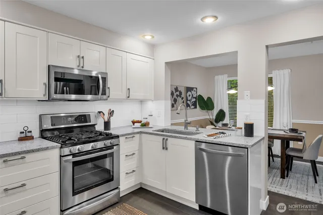 $794,845 | 3748 257th Avenue Southeast, Sammamish, WA 98029