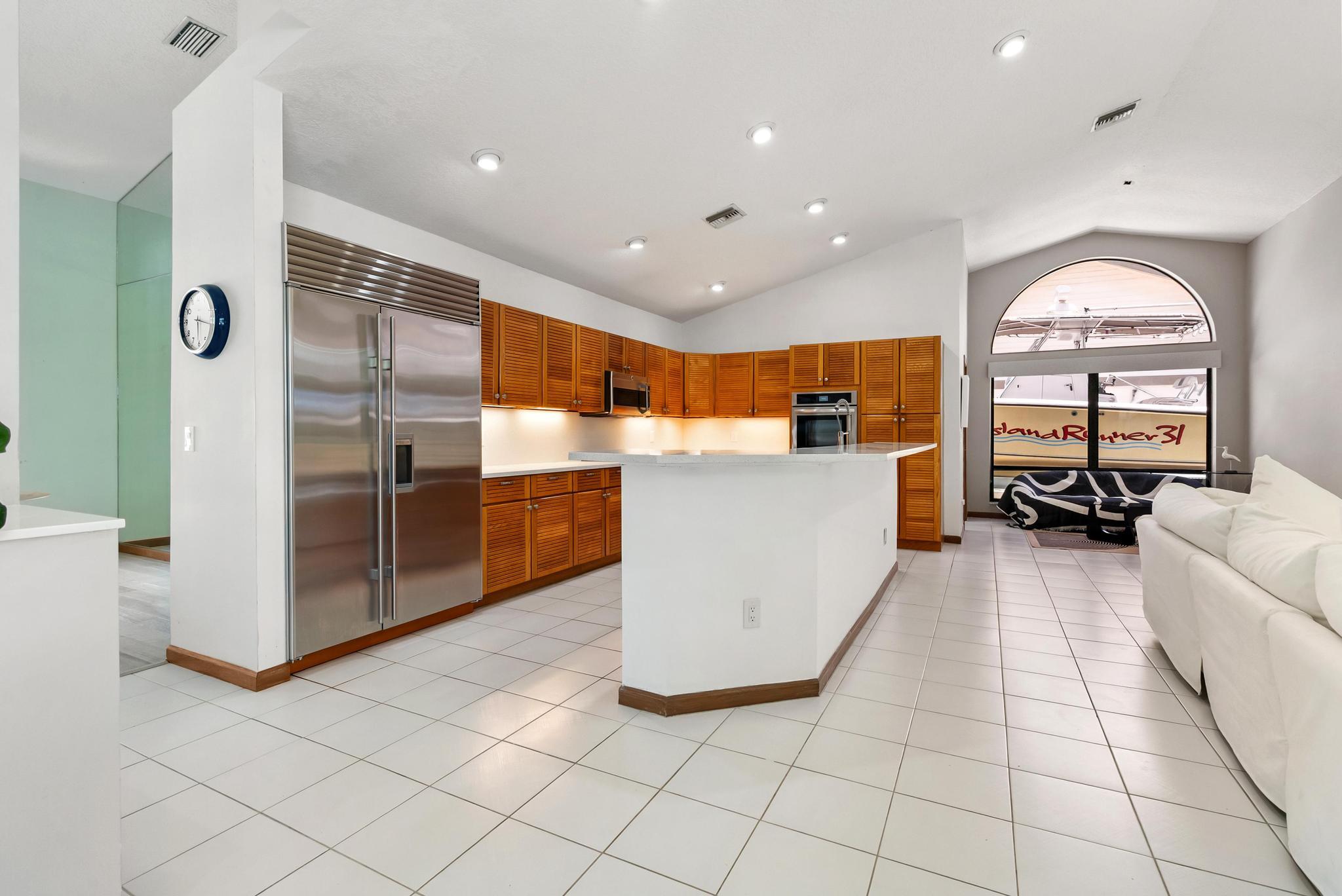 4227 Fox Trace Road Boynton Beach, FL 33436 - Photo 11 of 42 Natural Light