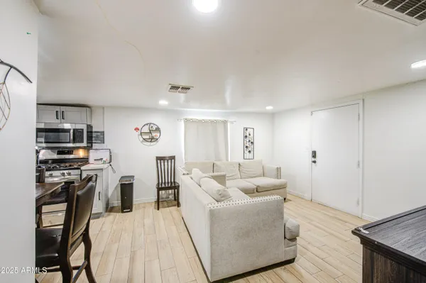 $289,000 | 3648 West Moreland Street, Phoenix, AZ 85009