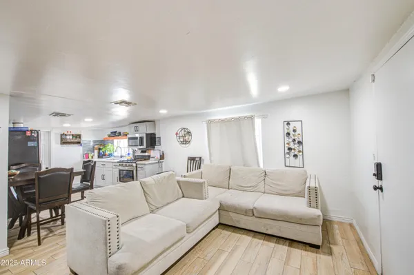 $289,000 | 3648 West Moreland Street, Phoenix, AZ 85009