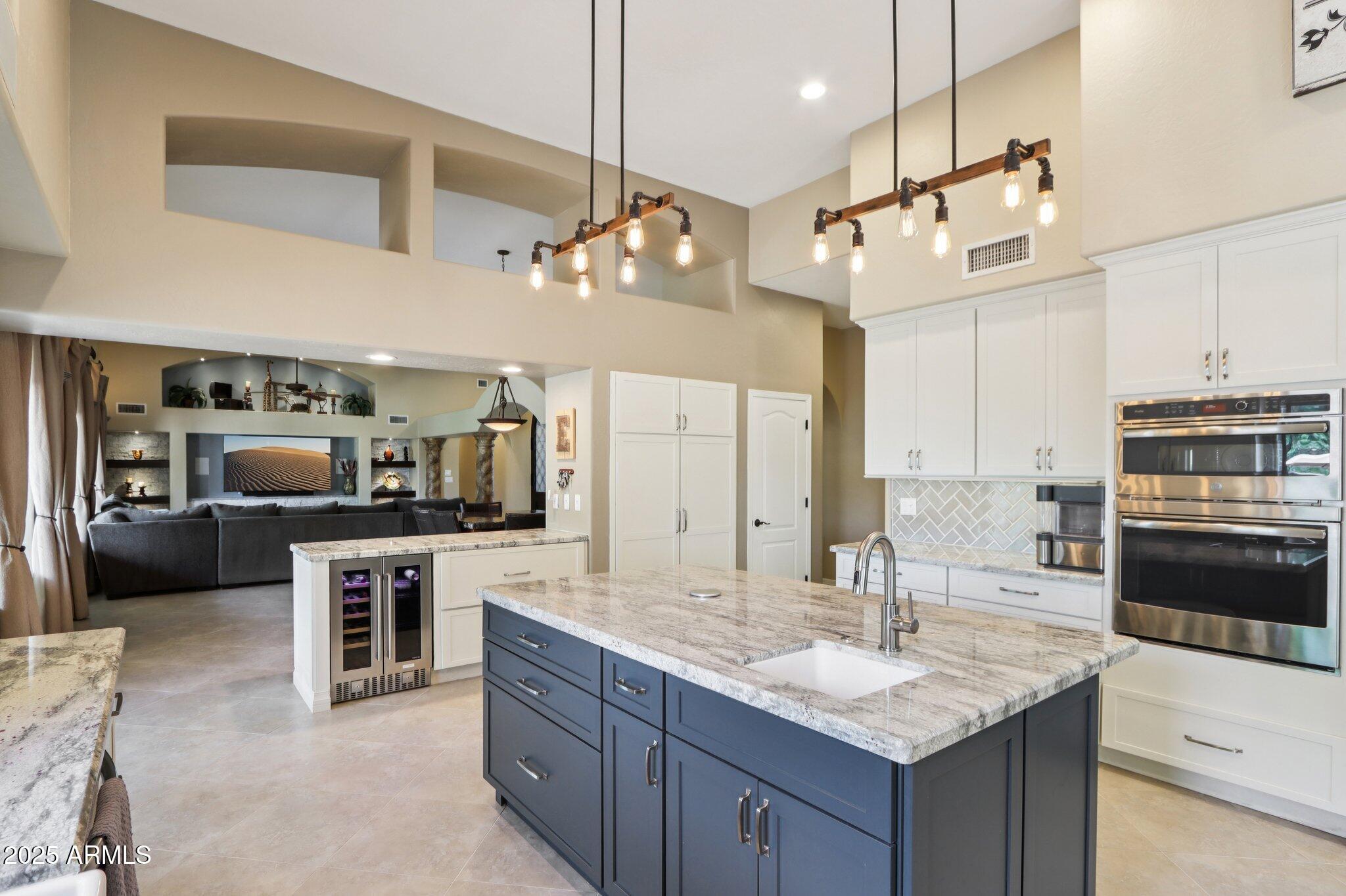 4815 West Saddlehorn Road Phoenix, AZ 85083 - Photo 11 of 40 Kitchen