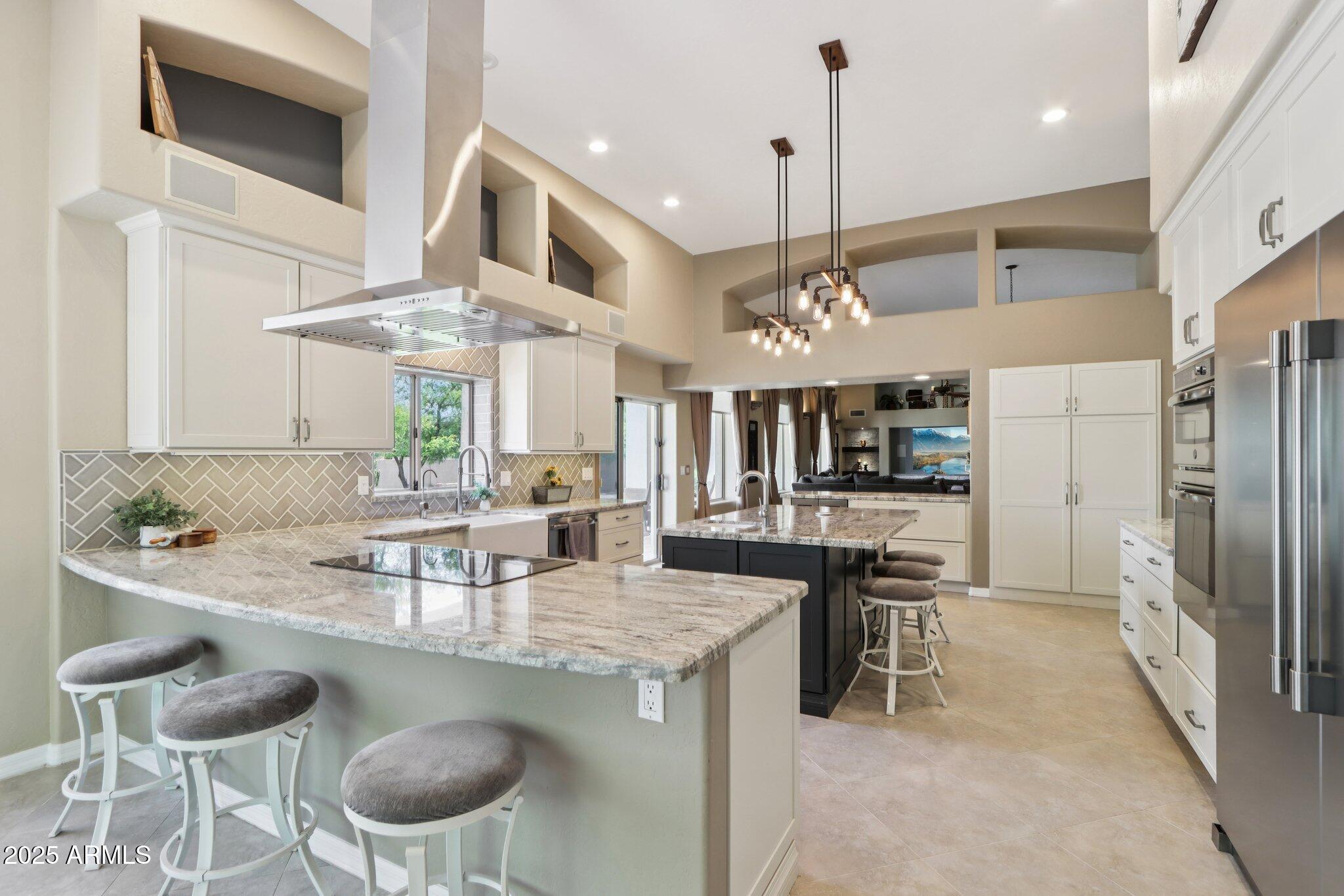 4815 West Saddlehorn Road Phoenix, AZ 85083 - Photo 13 of 40 Kitchen