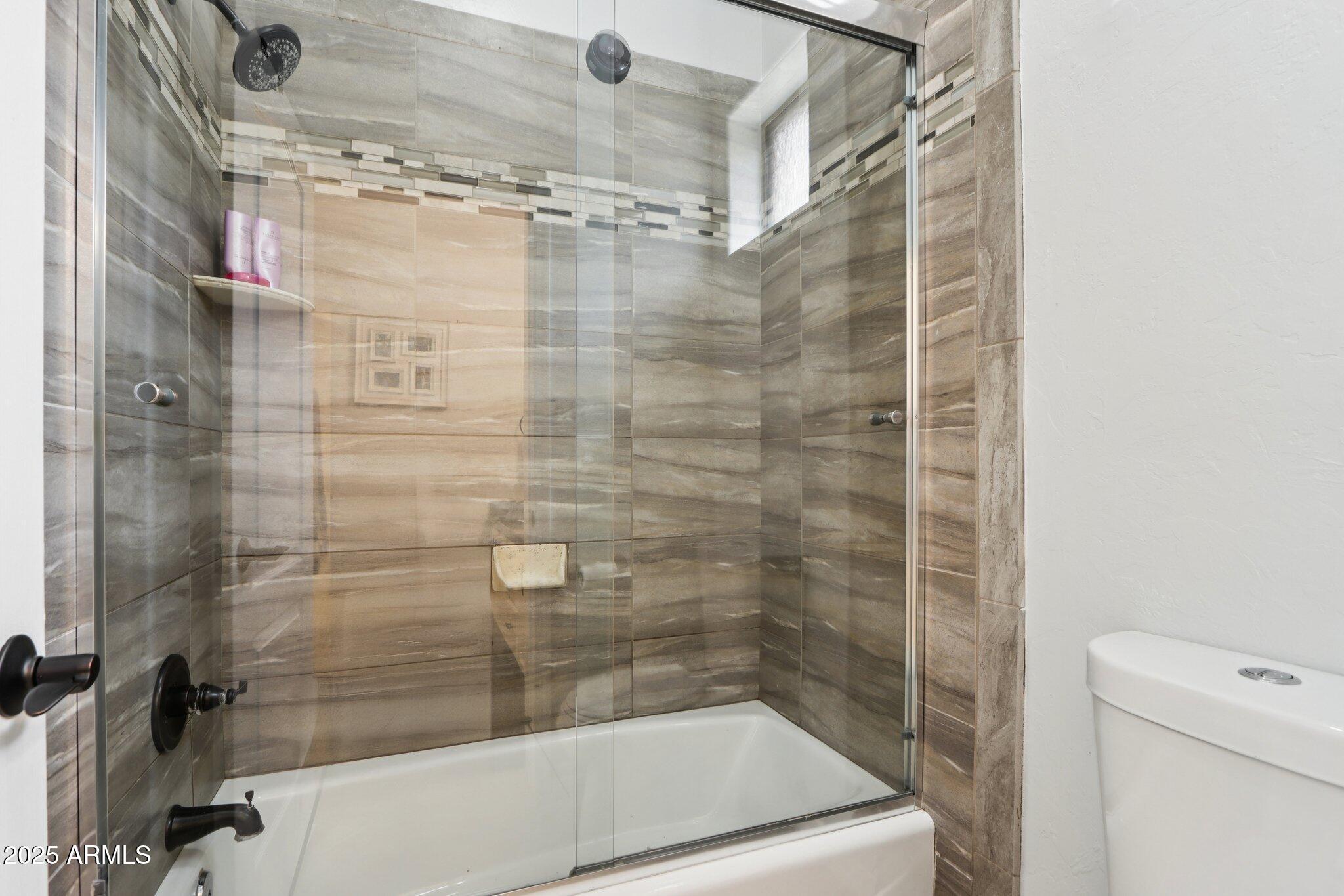 4815 West Saddlehorn Road Phoenix, AZ 85083 - Photo 24 of 40 Second Bathroom