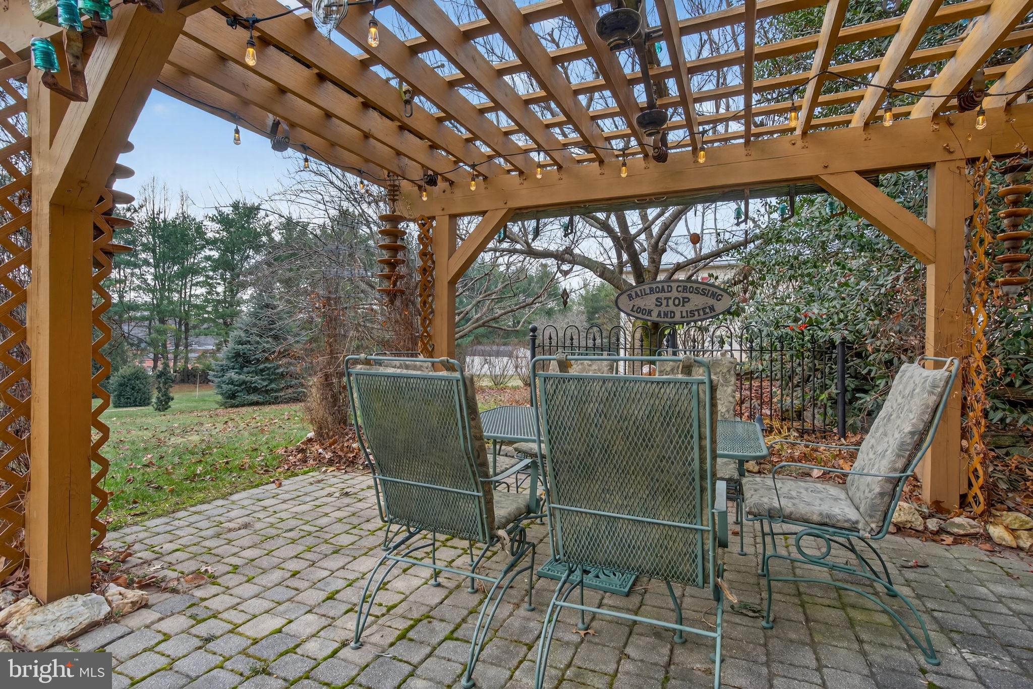 817 Aarons Lane Manheim, PA 17545 - Photo 11 of 64