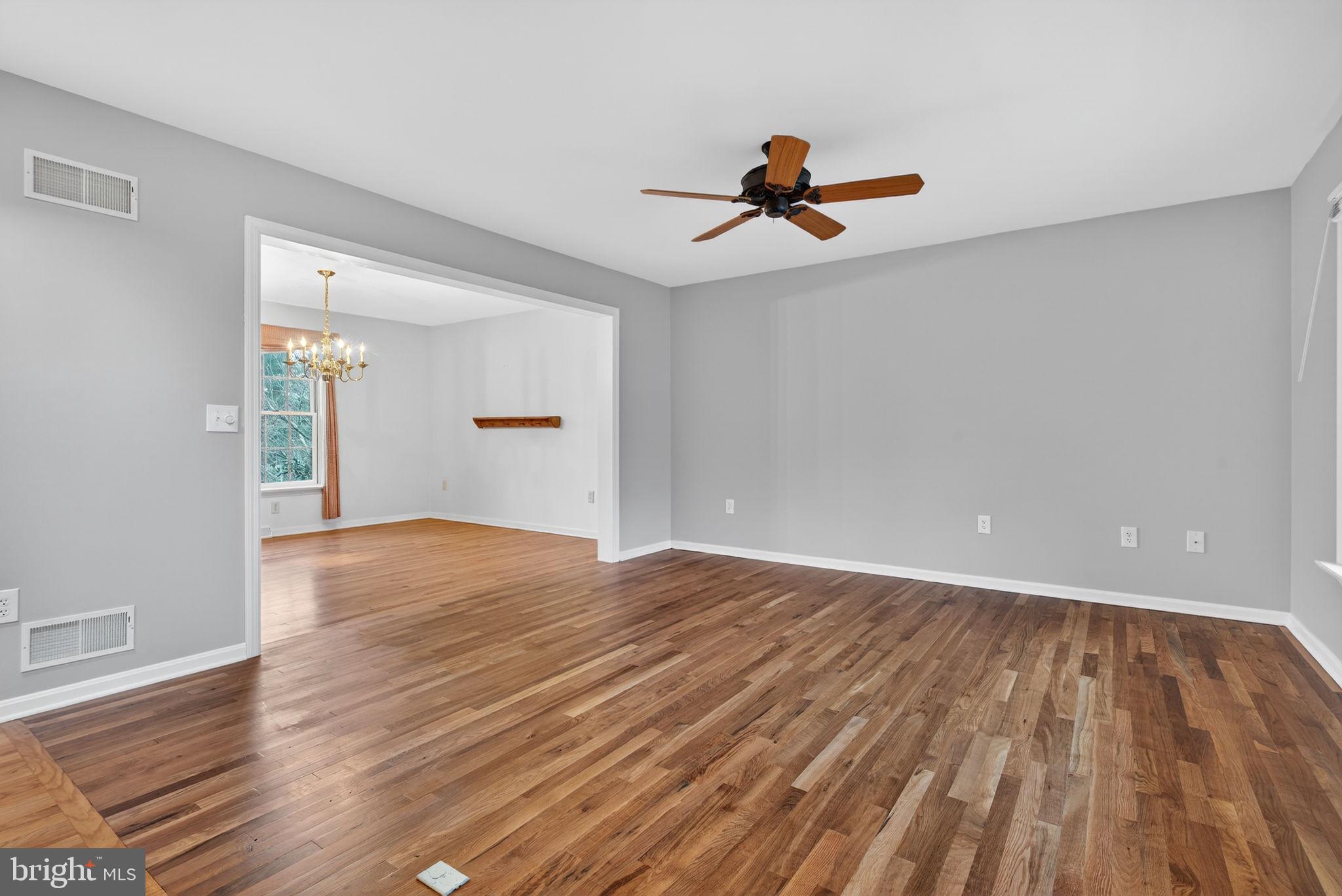 817 Aarons Lane Manheim, PA 17545 - Photo 10 of 64