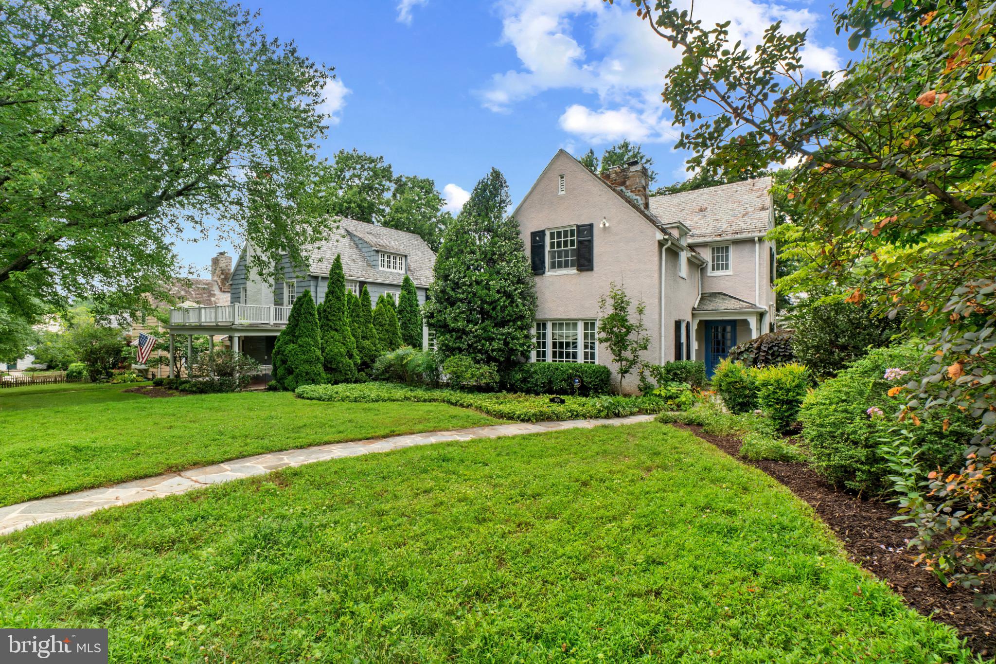 306 Broxton Road Baltimore, MD 21212 - Photo 2 of 37