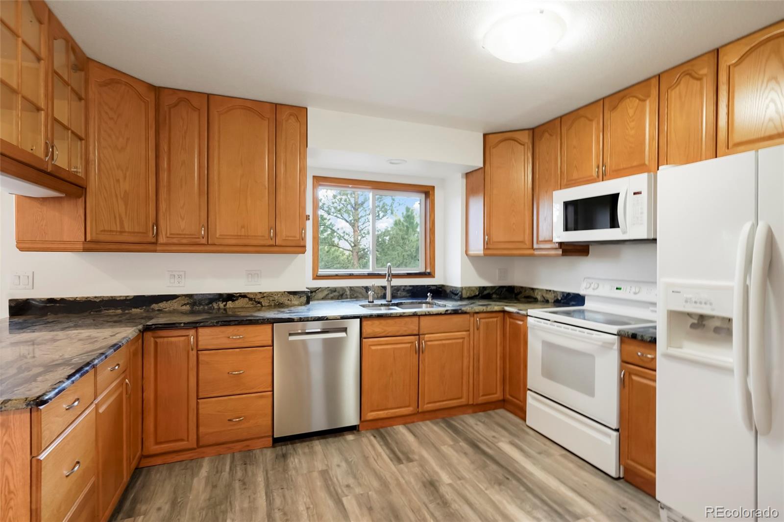 687 Crescent Lake Road Golden, CO 80403 - Photo 9 of 41